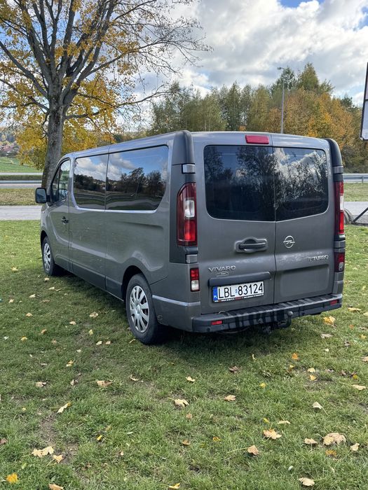 Opel Vivaro B Long 9 osobowy osób prywatny