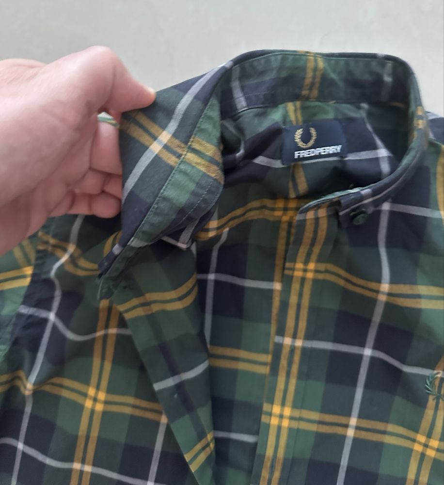 Fred Perry - Koszula męska - rozmiar. S / M