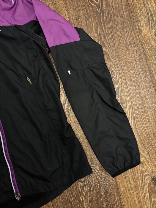 Класна куртка-жилетка  вітровка дощовік штормовка crane nike оригінал