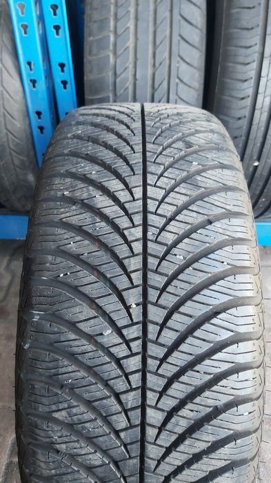Opona GOODYEAR Vector 4Seasons Gen-2   195/55R15   2020Rok