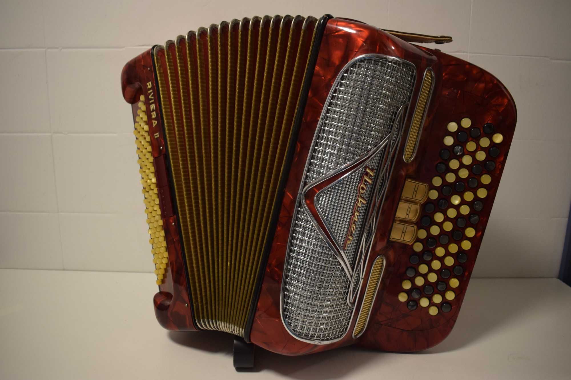 Acordeao hohner Riveira III 3 Voz 96 Baixos, N .252