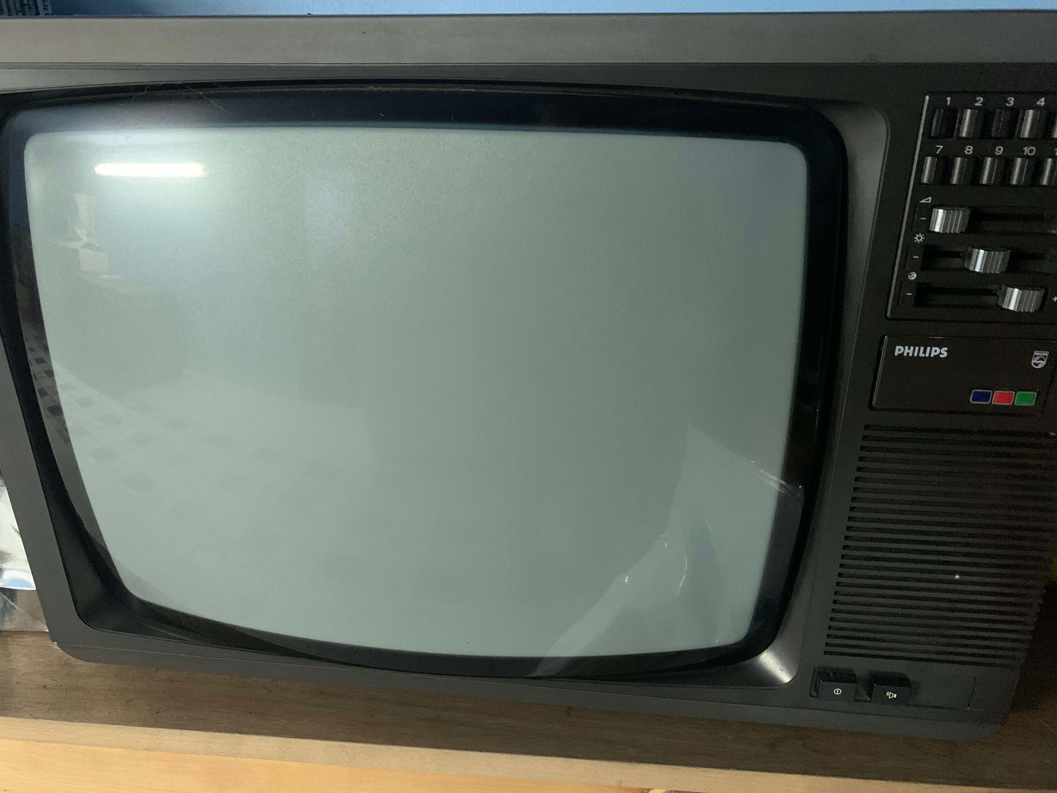 TV Philips Type 20C93718Z