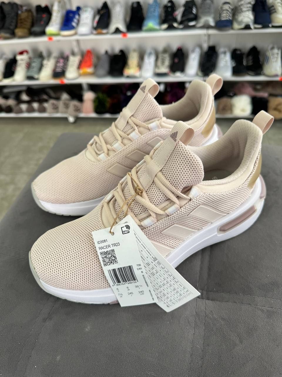 ОРИГІНАЛ 100% Кросівки Adidas Racer Tr23 Shoes Peach ID3081 39