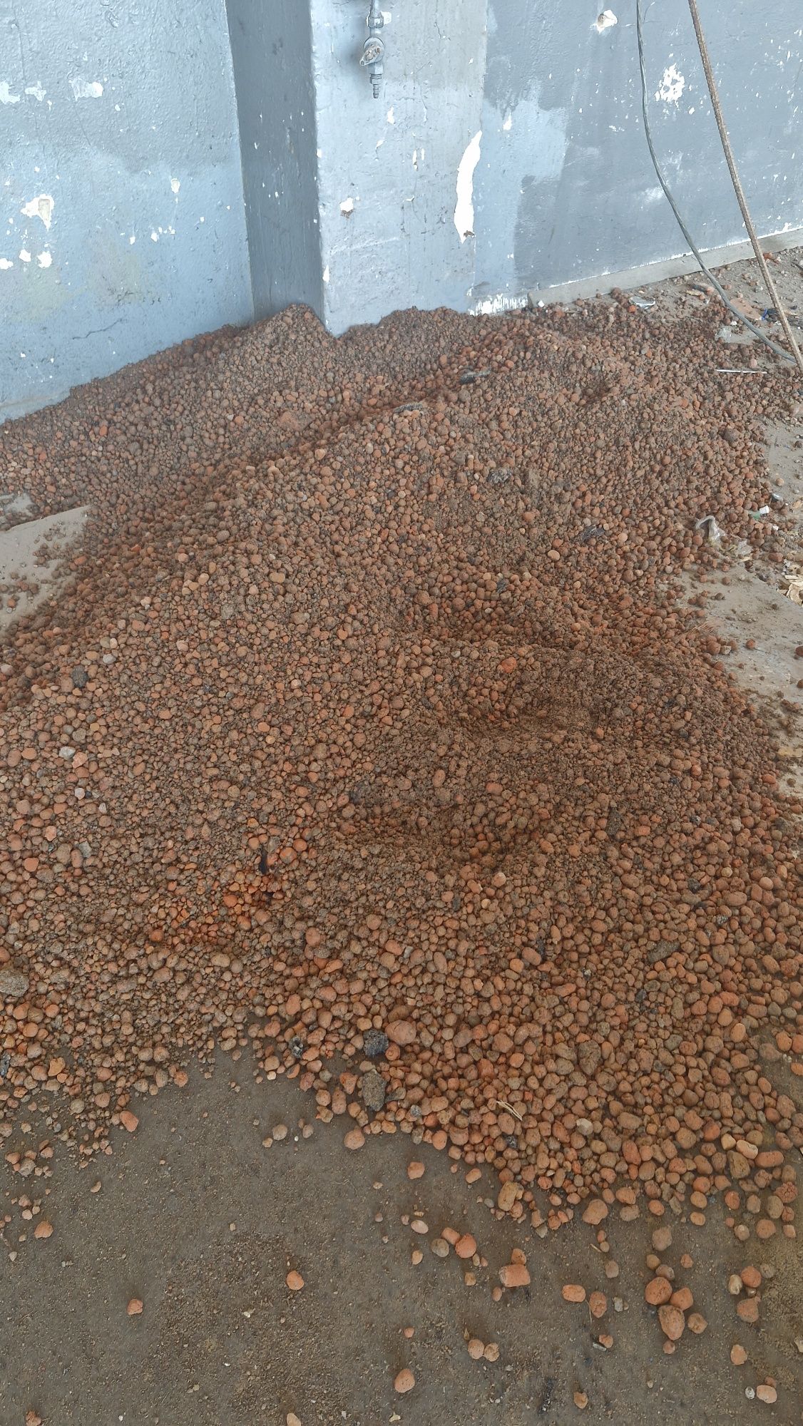 Скловата стікловата в бегах керамзит
