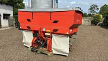 Rozsiewacz nawozów Kuhn Axera 1102 H - EMC Rauch Axis