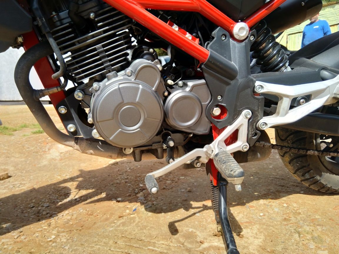 Benelli tornado TNT Naked 125