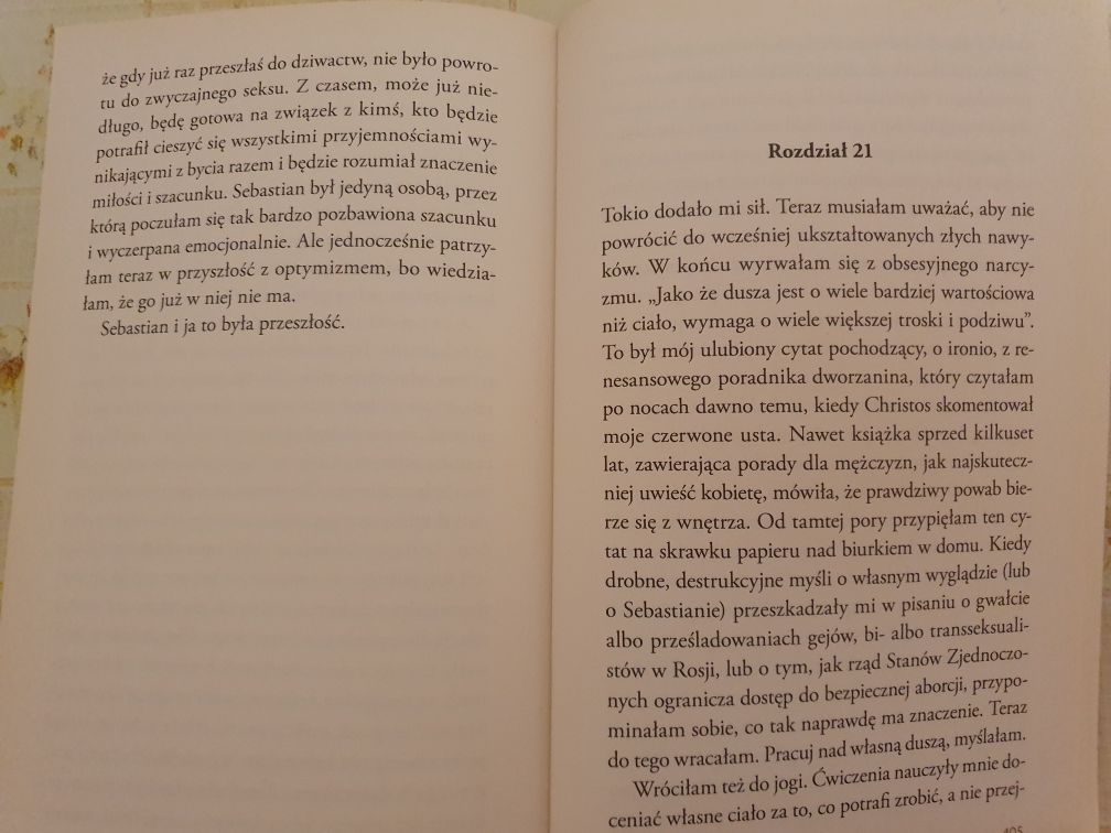 Książka pt." Przywiązana" st.bardzo dobry!