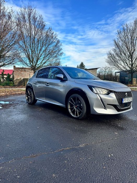 Peugeot 208 Peugeot 208 • 2021 • 1.2 THP 101 KM • 27 600 km • Automat 8b