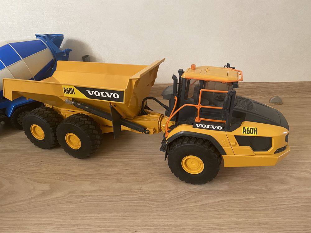 Самоскид volvo A60H bruder вольво самосвал брудер и другие игрушки
