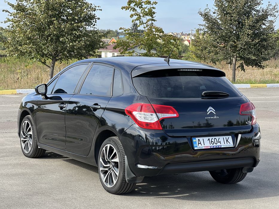 Citroën C4 II (B7) • 2012 рік • 1.6 VTi (EP6C) • Автомат