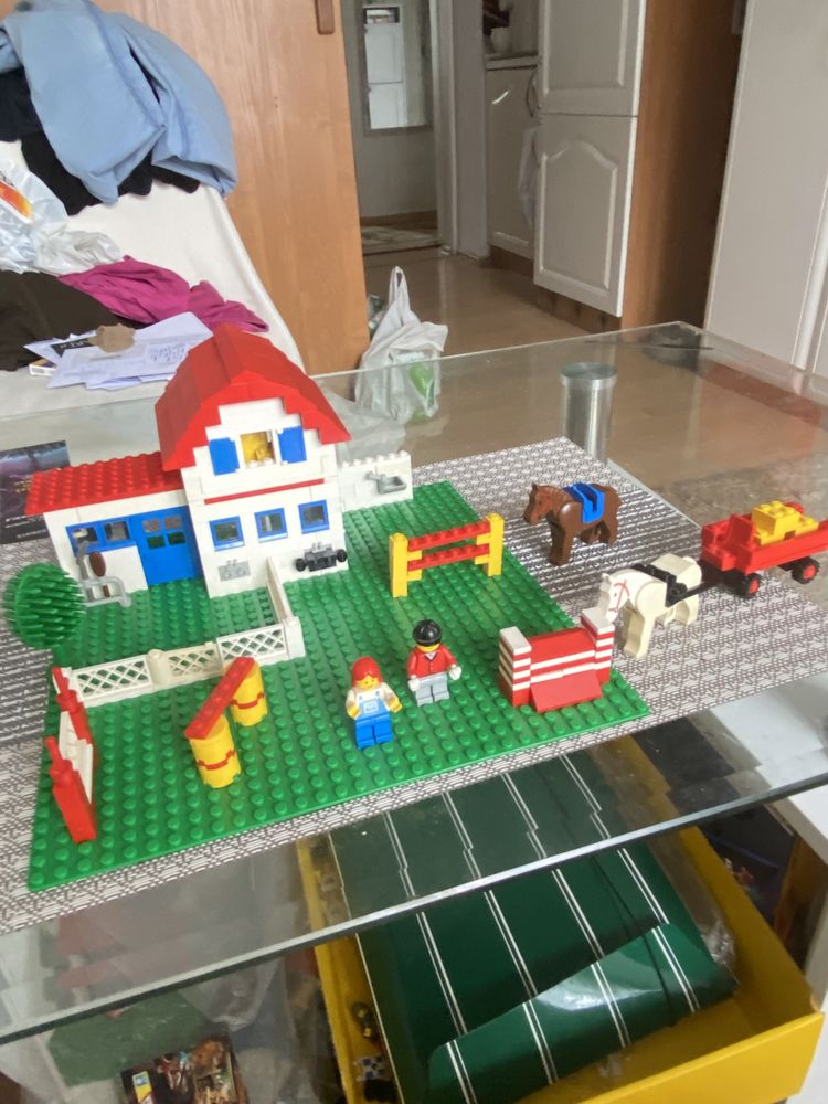 Lego 6379 Stajnia Jezdziecka z 1986 r