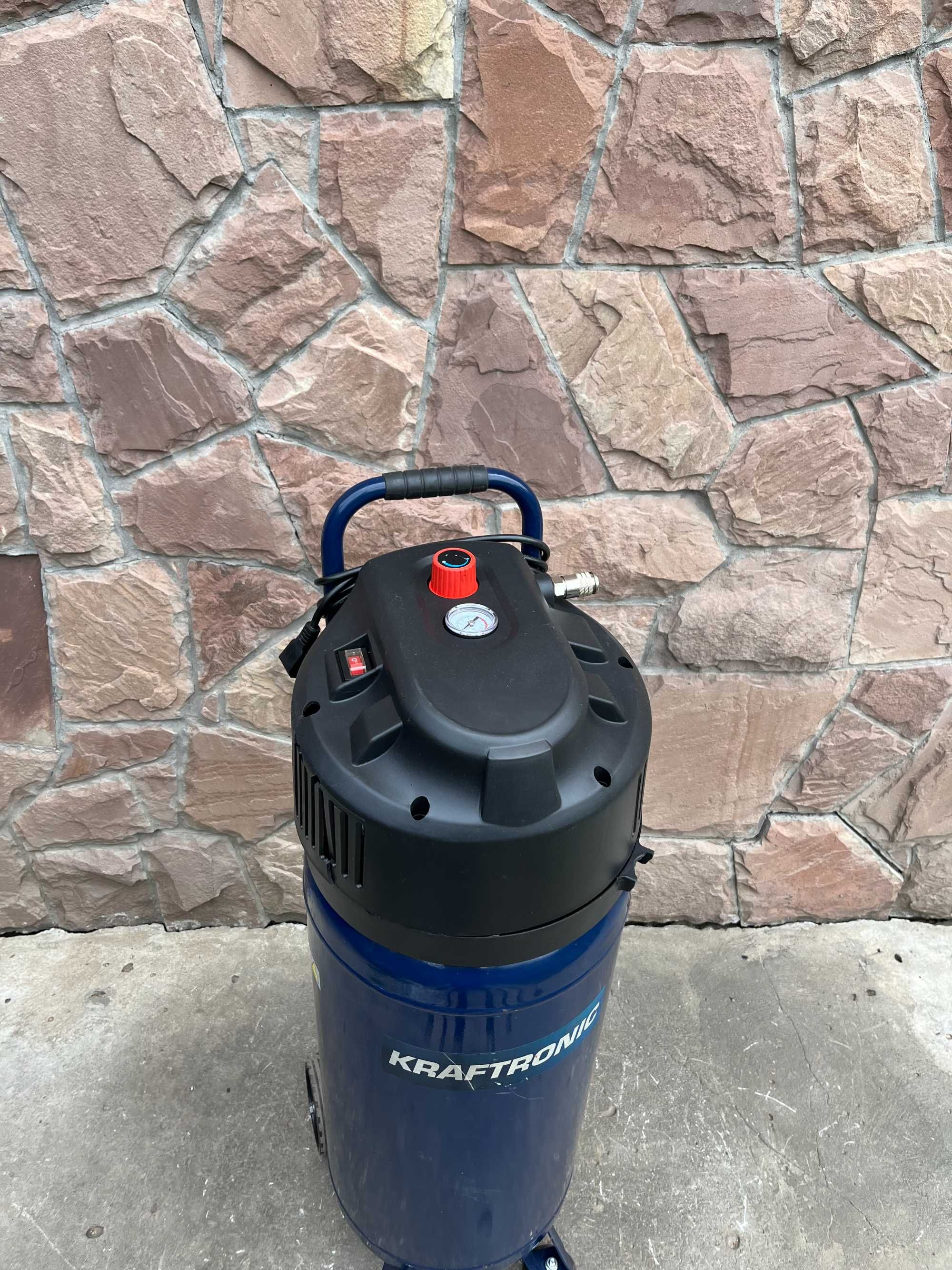 Безмасляний компресор Kraftronic KT-KP 50 OF 50 л 10 бар бу