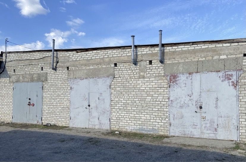 Сдаю Гаражи кооператив {САТУРН}, возле Каретного Двора!