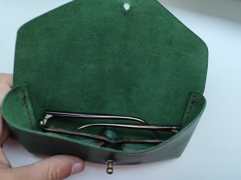 Футляр для очков кожаный из кожи чехол очечник. Для окулярів. Оптика