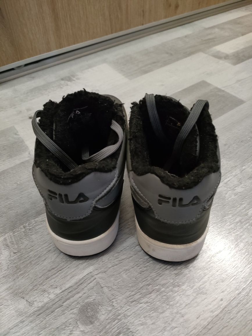 Sprzedam buty Fila zimowe R.37