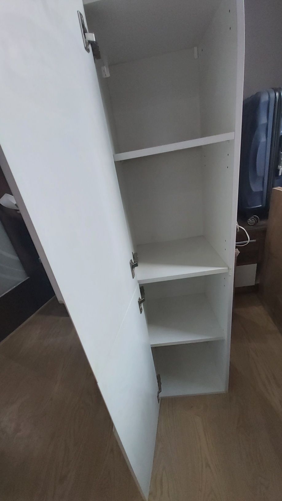 Szafka wisząca pod umywalke