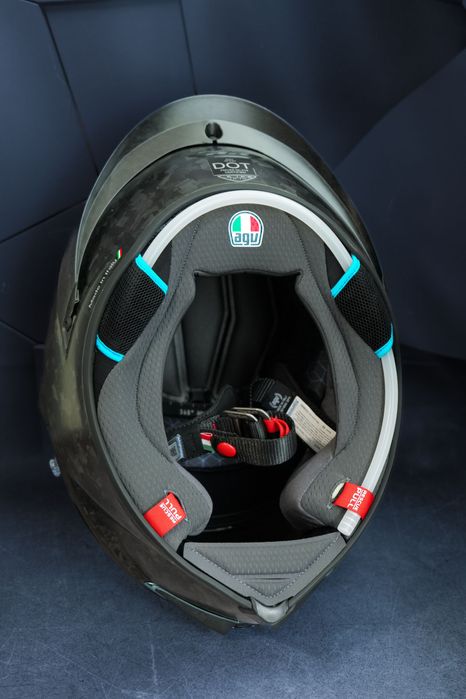 Мотошолом Agv  Shark Hjc shoei Scorpion Xlite  Ruroc Nolan rpha pista