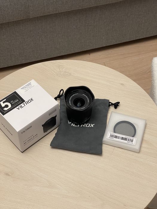 VILTROX AF 20mm f/2.8 Sony FE + CPL filtr