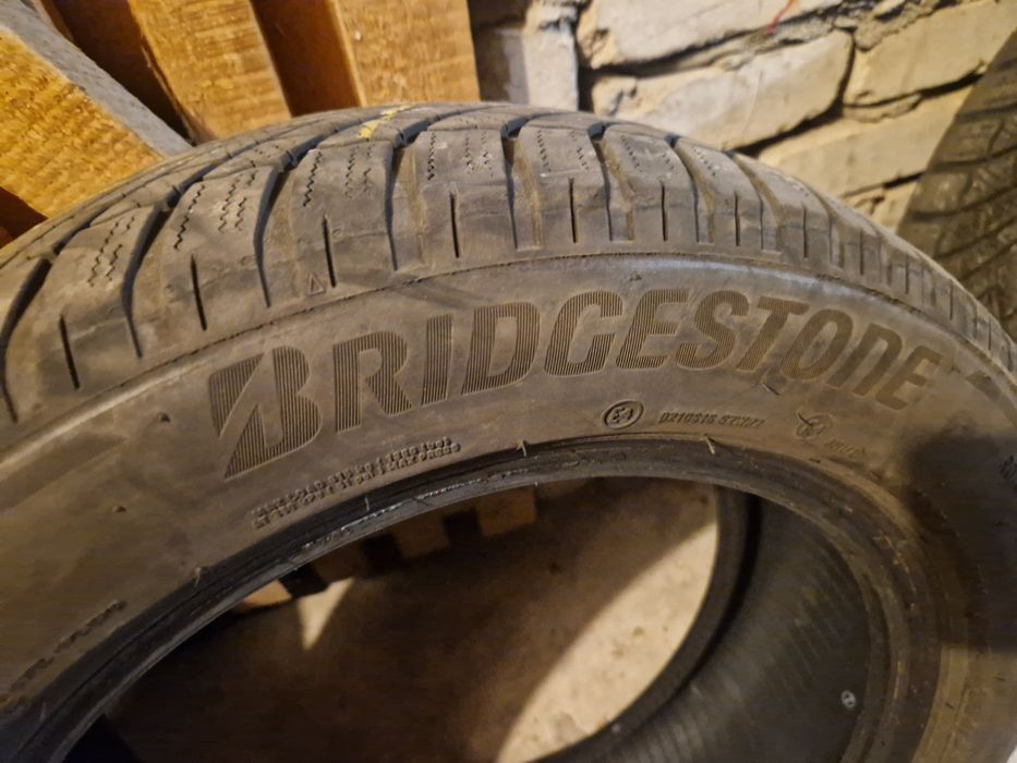 Opony zimowe bridgestone 205/55 16r 4 sztuki komplet