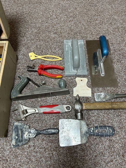 Продаю инструмент б/у