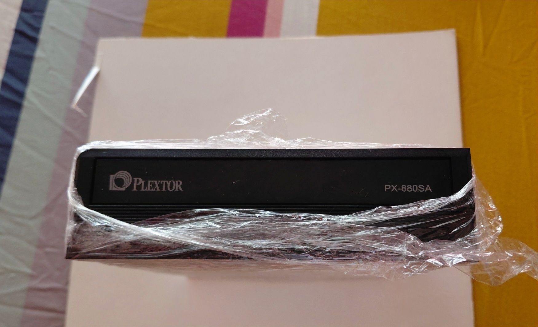 Plextor PX-880SA