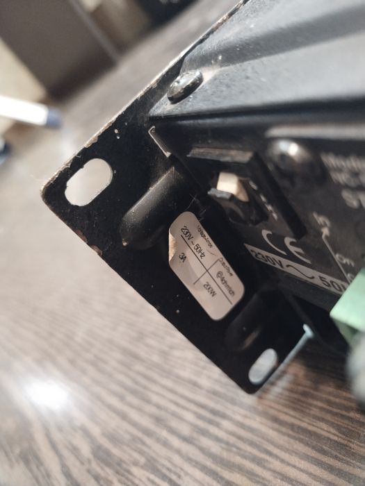 Підсилювач Crest Audio SKS 400