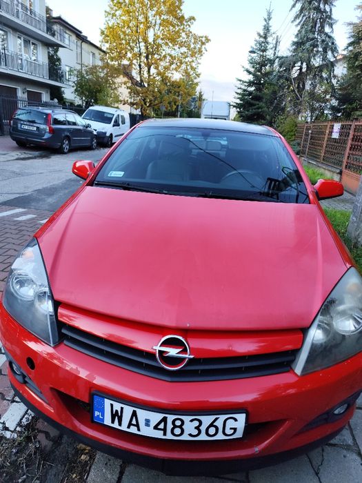 Opel astra GTC 2005r. 275000 przebiegu.