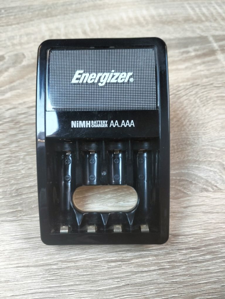 Ładowarka do baterii energizer
