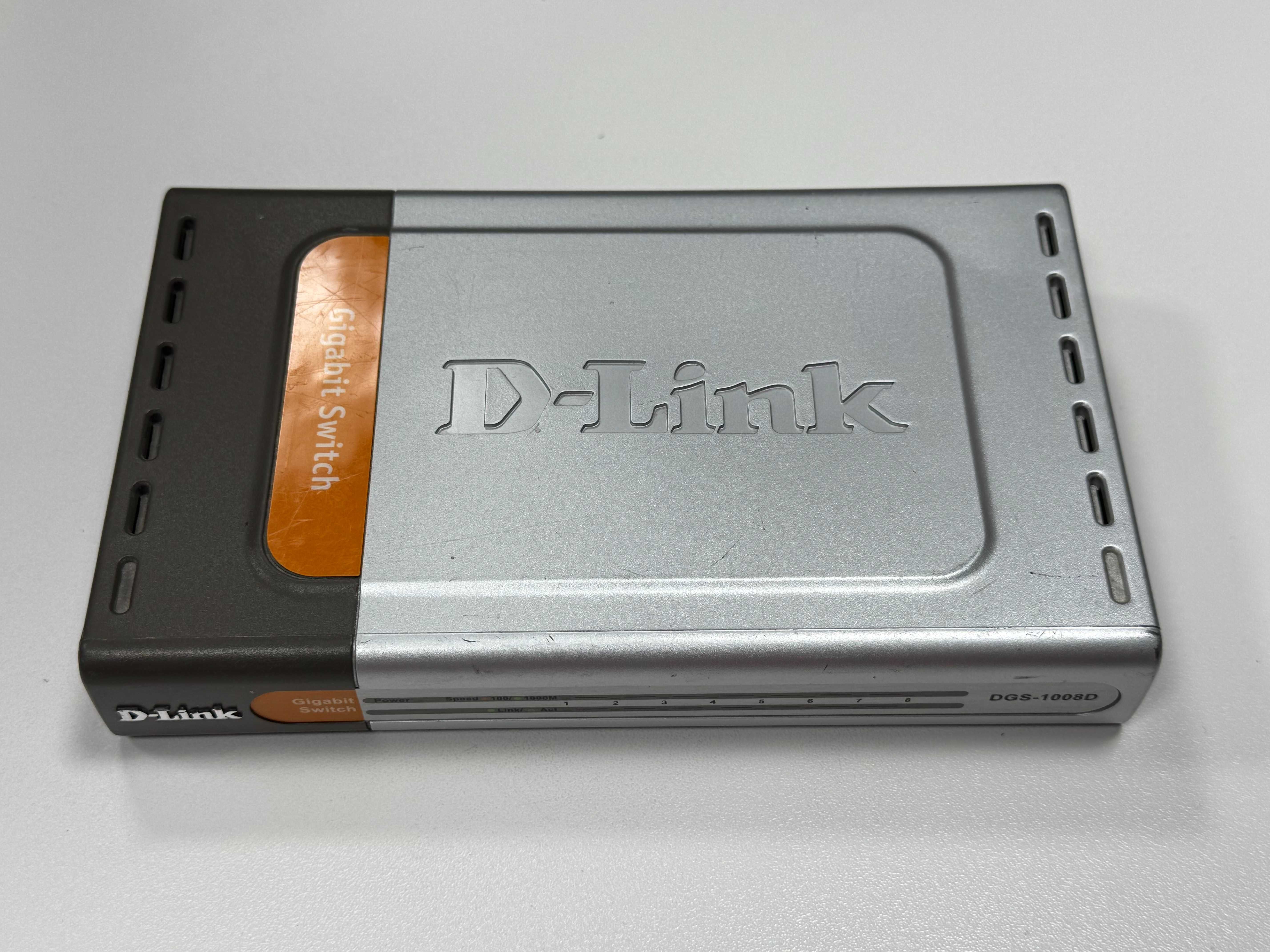 D-LINK Gigabit Switch DGS-1008D