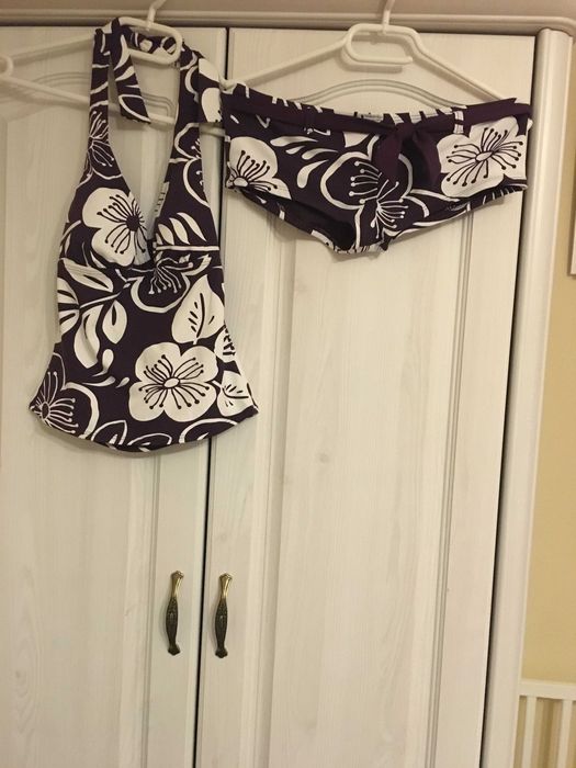 Strój kąpielowy fioletowy w kwiaty tankini i spodenki 36/38 jak nowy