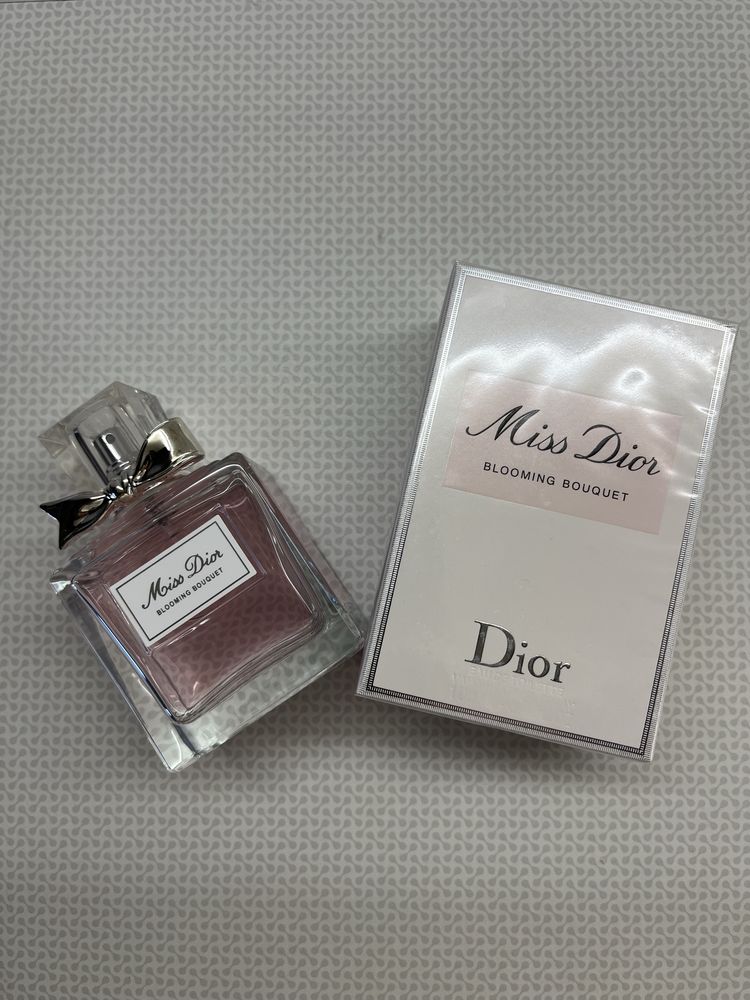 Парфуми Christian Dior Miss Dior