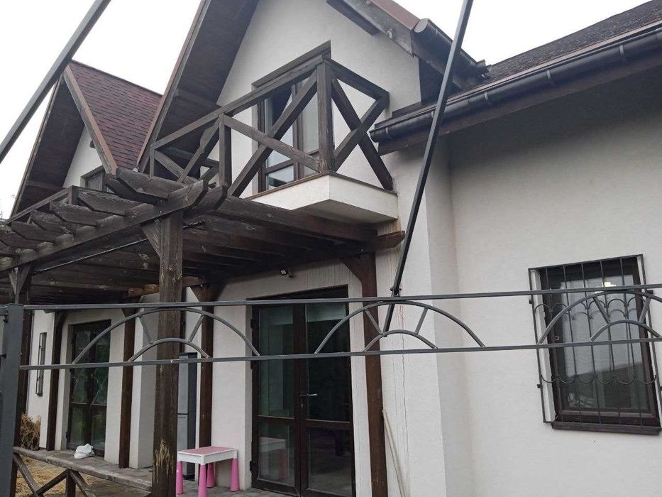 Продаж від власника. 2-поверховий дуплекс в с. Святопетрівське