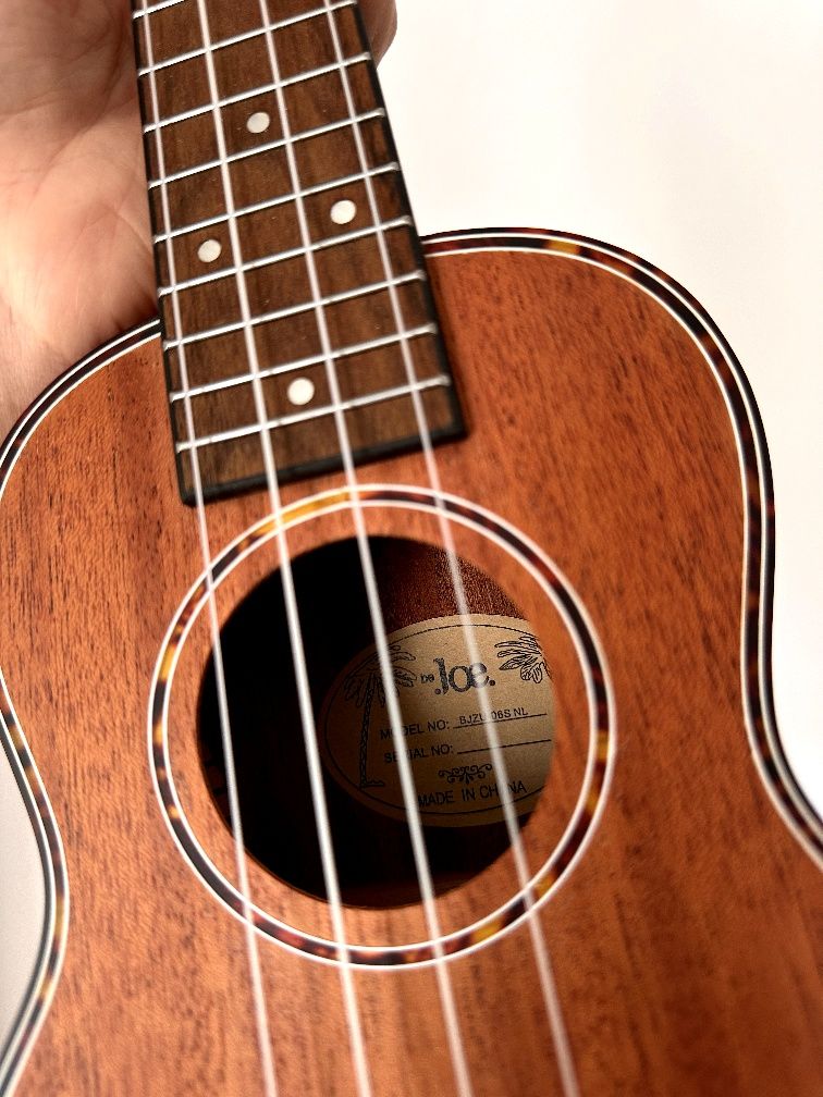 Ukulele be JOE w idealnym stanie