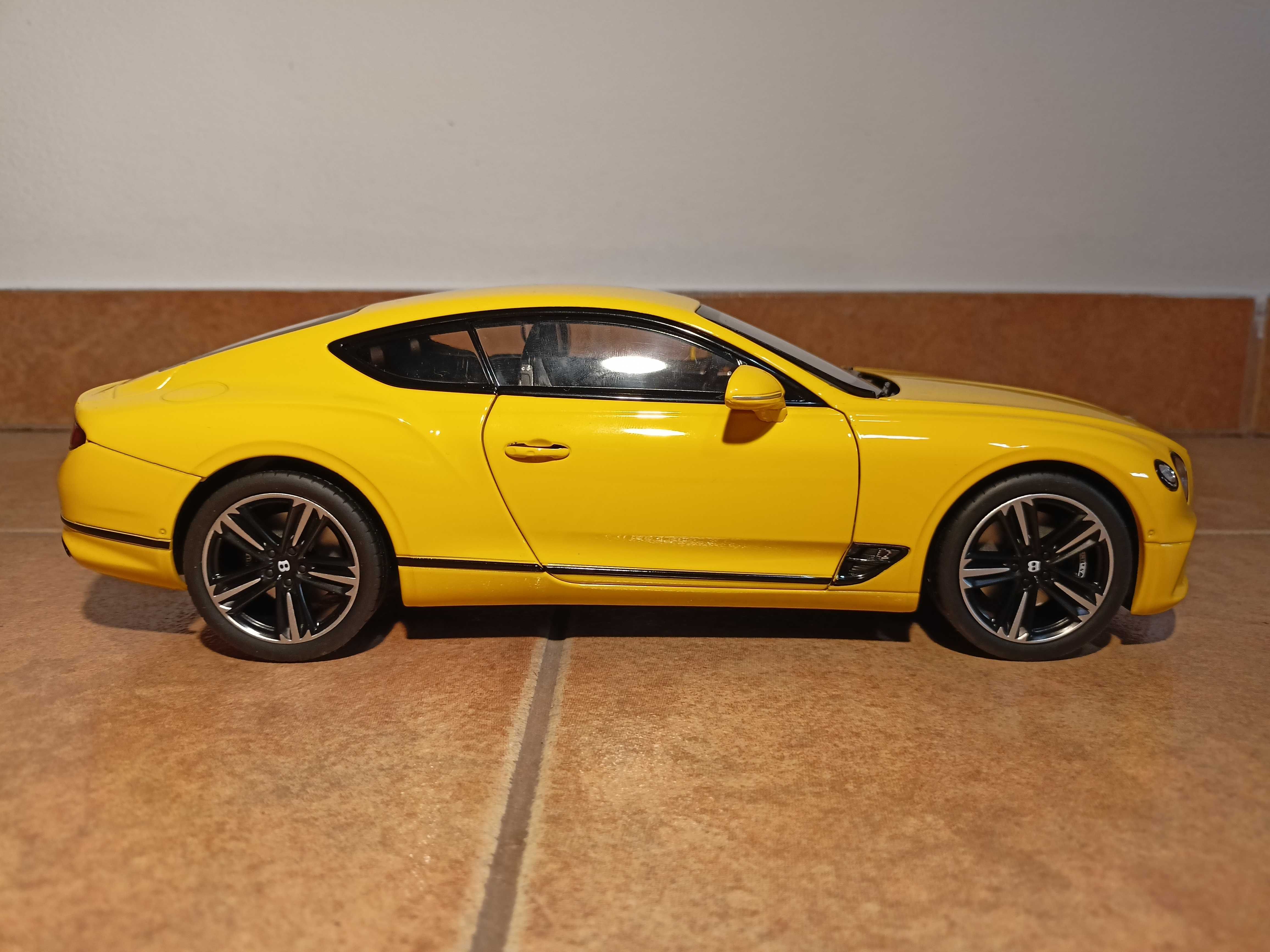 Bentley Continental GT 2018 model w skali 1:18 Norev/otwierane element