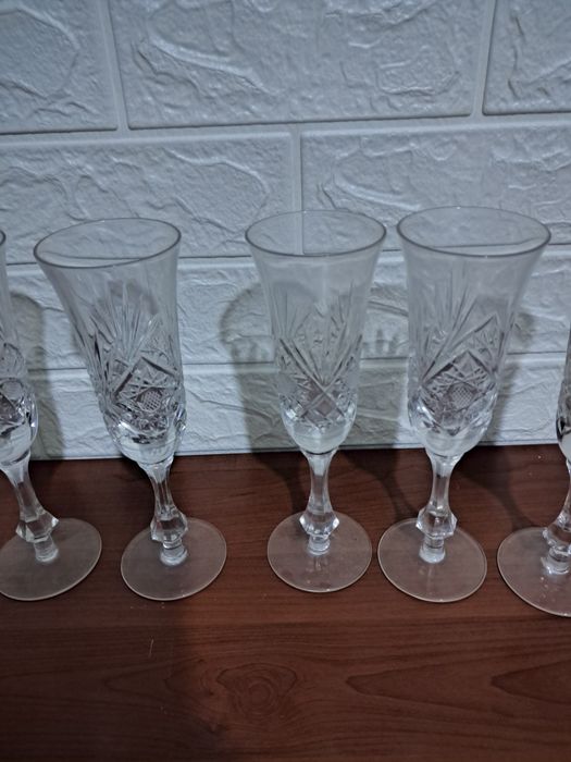 Продам 5 кришталевих бокалів