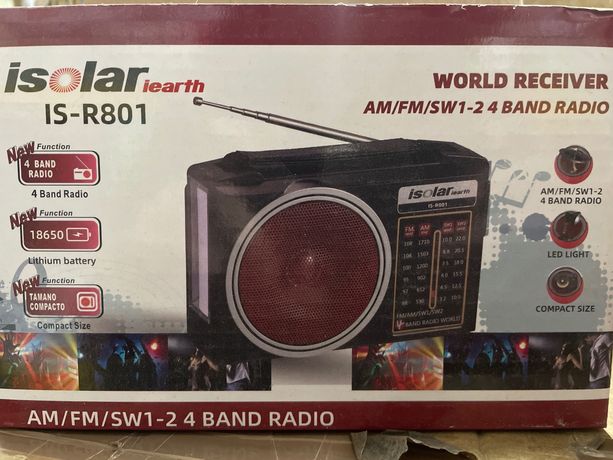 Радио радіо радіоприймач радиоприемник Isolar R801 на аккуме, фонарик