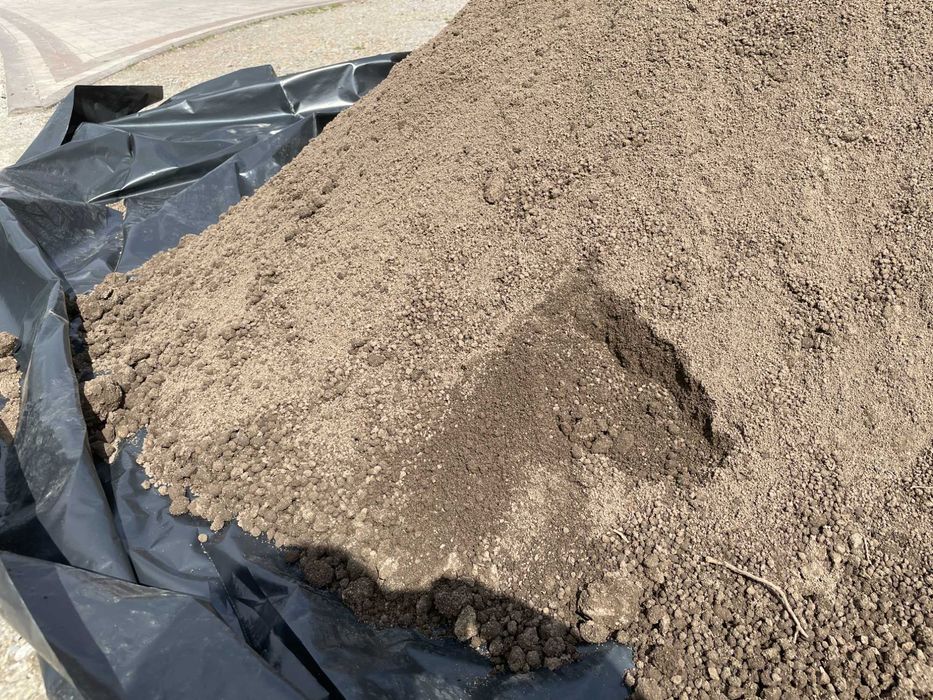 Zakładanie Trawnika Trawników Ogrodu Trawa z Rolki z Siewu Trawnik