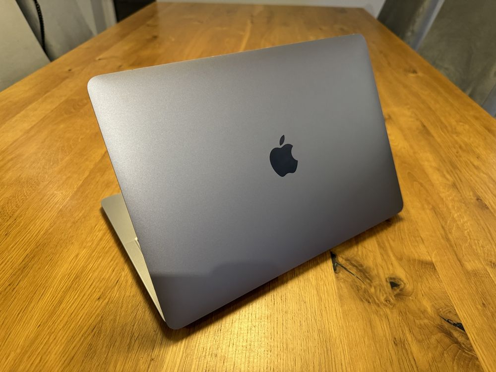 MacBook Air i7 1,2GHz, A2179, 512GB, RAM 16GB 13,3 space grey