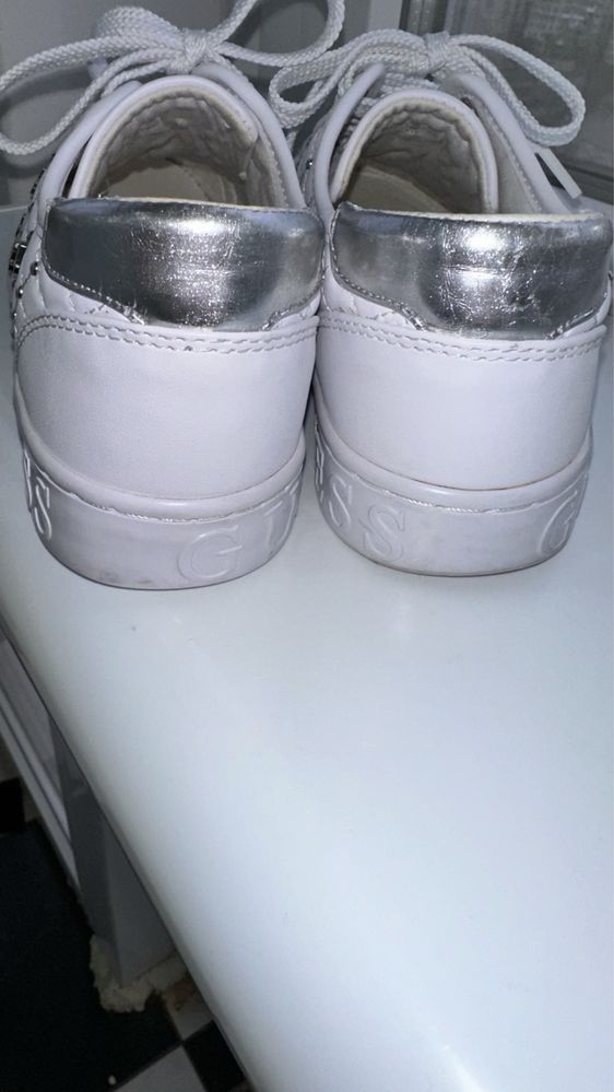 Guess gladiss оригінал снікерси кеди кросівки р.36