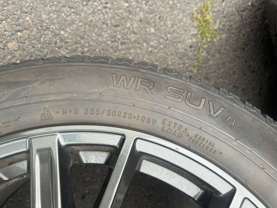 Шини 255/50R20 nokian. WR SUV 4