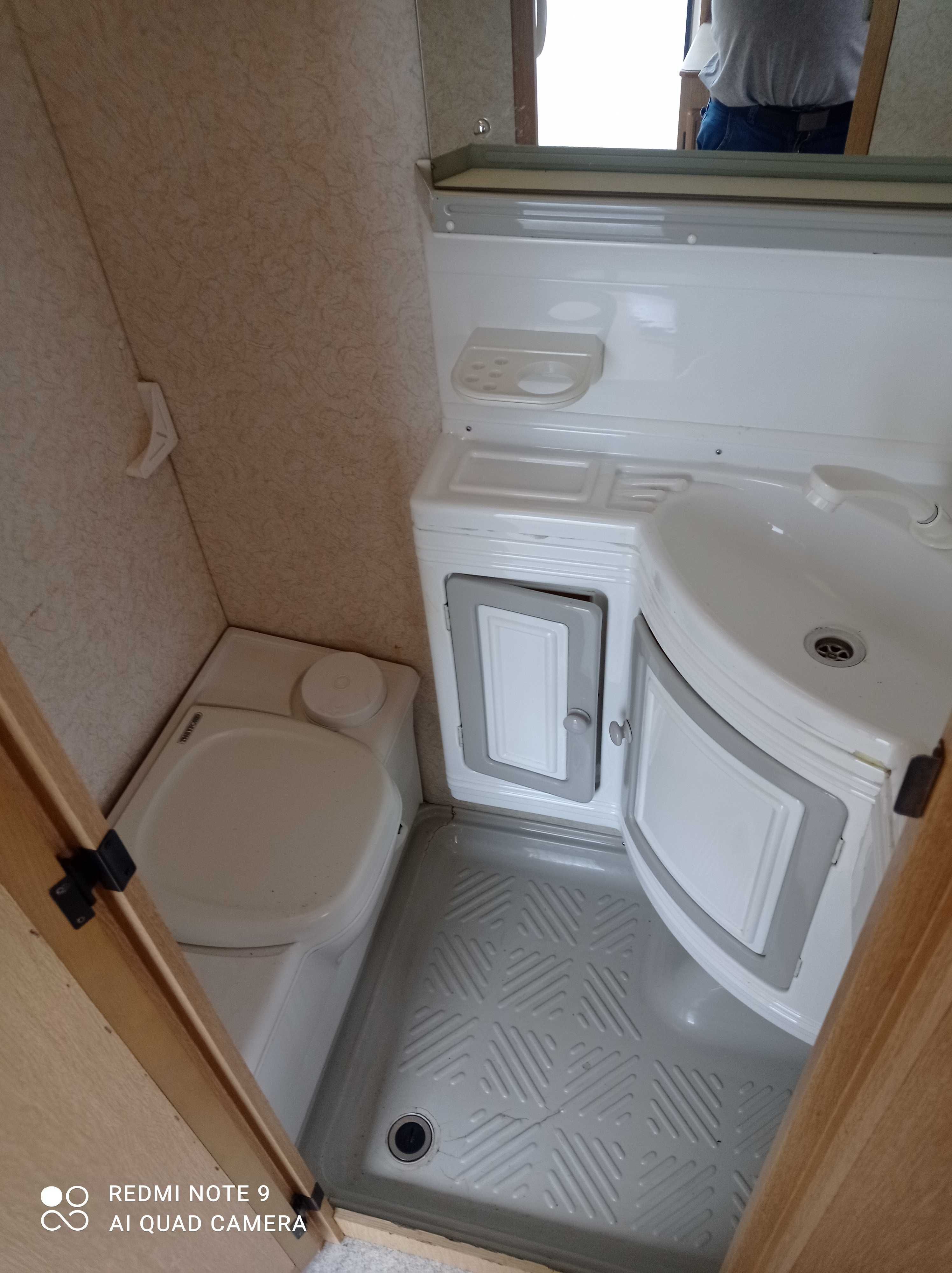 Wynajem Hylander Design 4,5m 5 osob WC Namiot Prysznic Kutno DMC1100kg