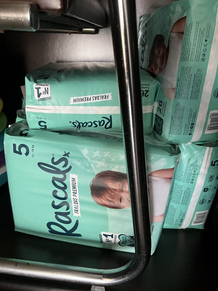 Fraldas marca rascal- tamanho 5