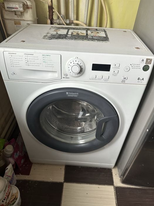 Пральна маш. Hotpoint Ariston(без плати модуля керування)