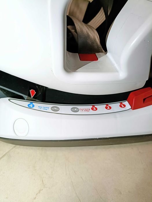 Cadeira Auto Grupo 0+ 1 e 2 Seat Up 012 Isofix Chicco - cor Jet Black