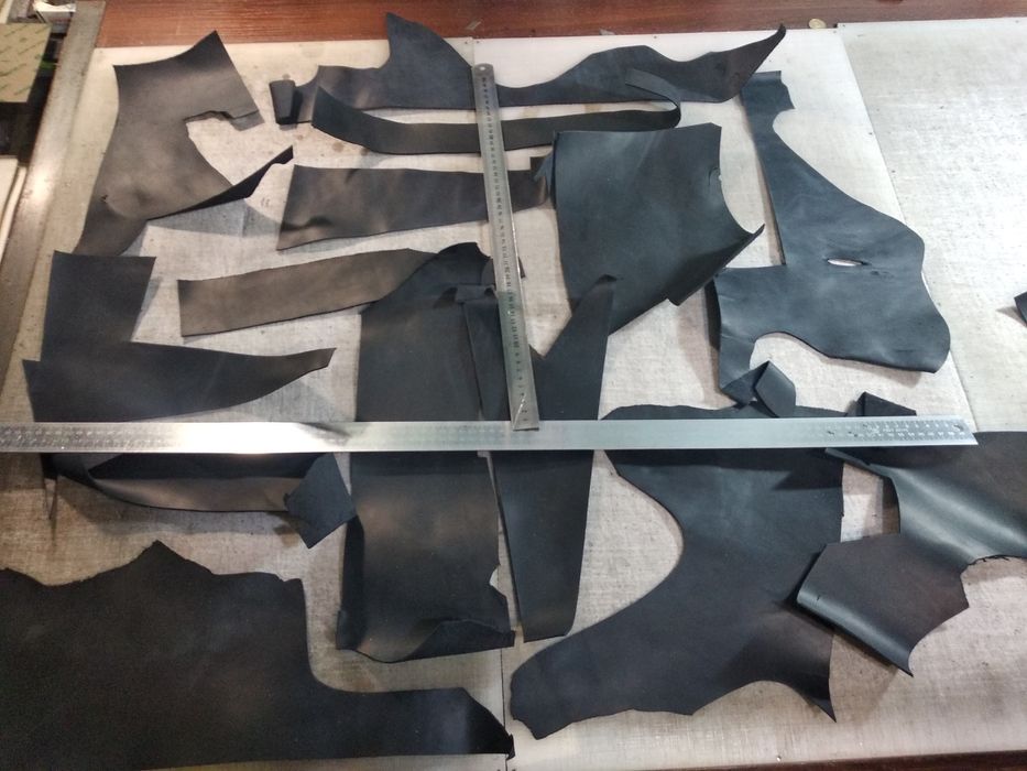 Обрізки натуральної шкіри Крейзі Хорс, Андорра, Алькор, Флотар