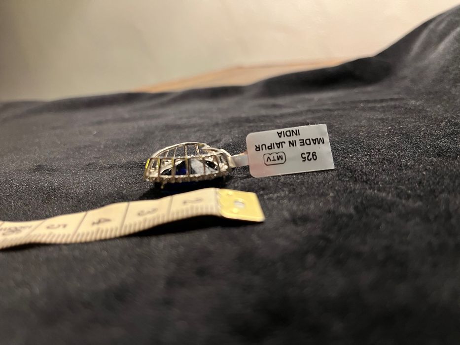 Wisiorek w kształcie serca