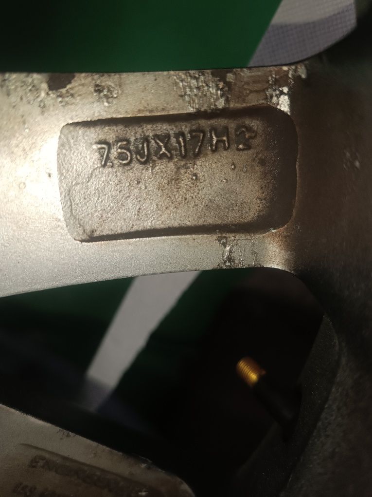 Jante 17" multifuros