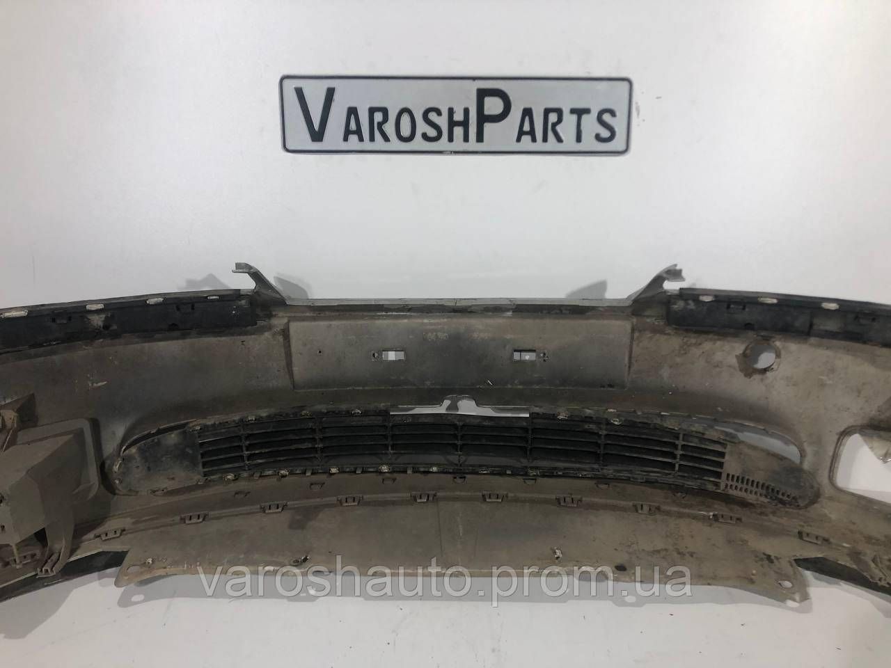 Бампер передній Opel Vectra B 90512523 2R