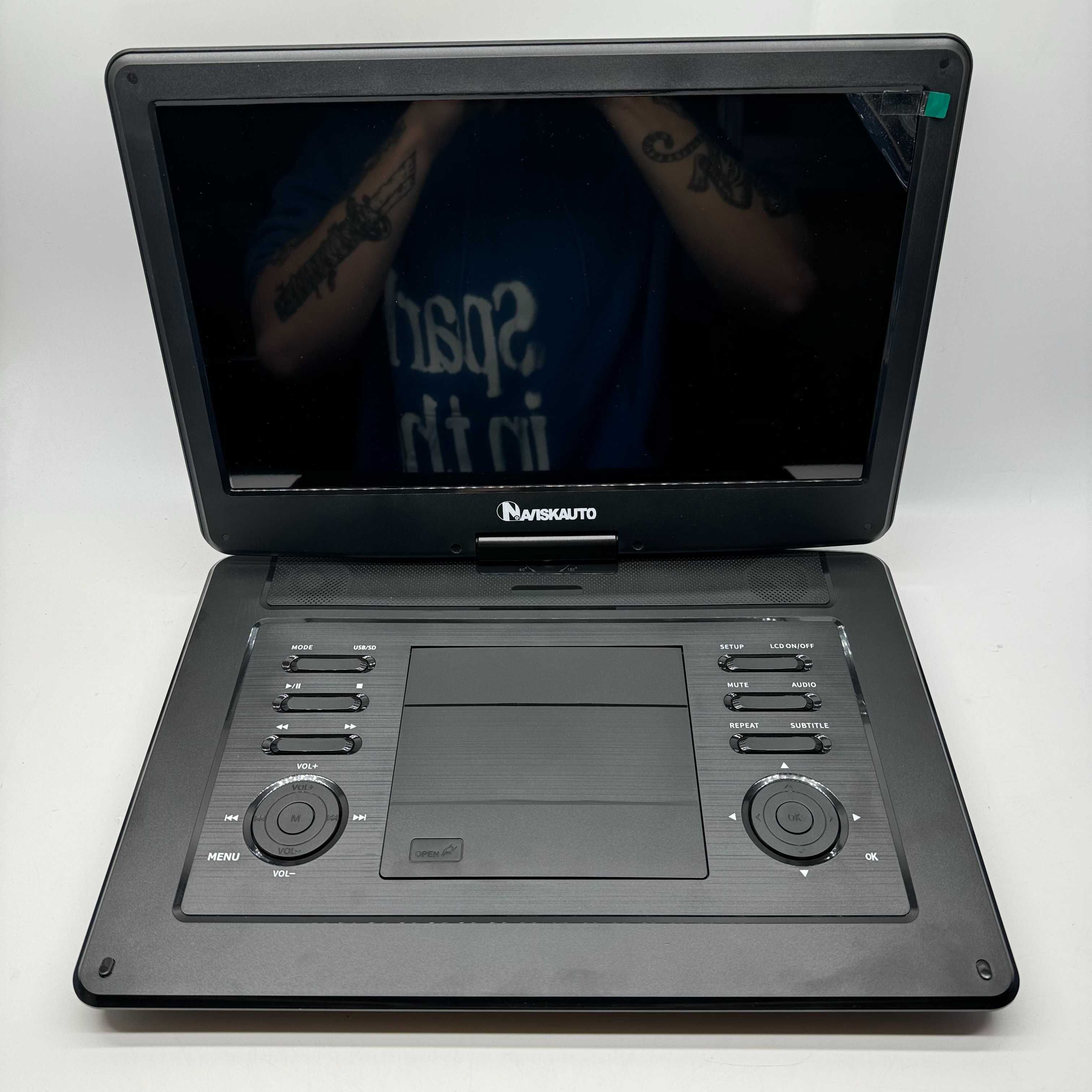 NAVISKAUTO BM1602BN1 Przenośny odtwarzacz DVD 16" wbudowany akumulator