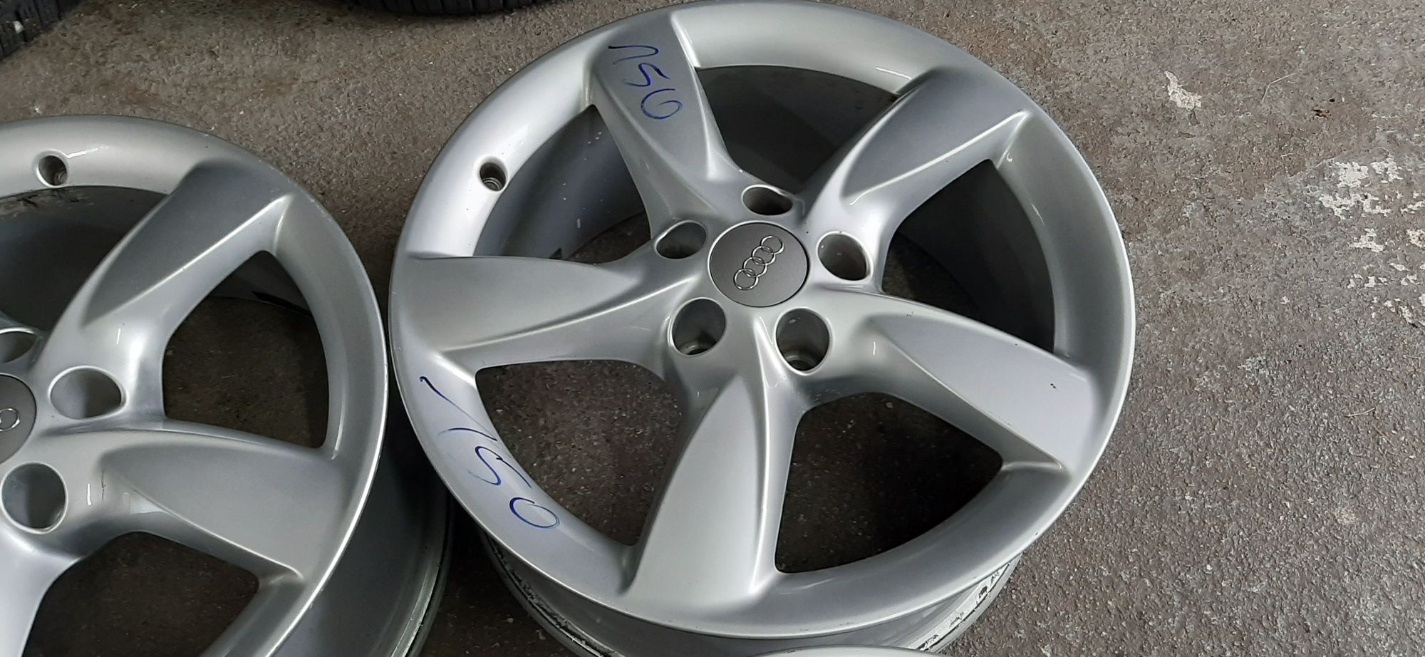 Oryginalne felgi Audi 17" 5x112 bdb stan